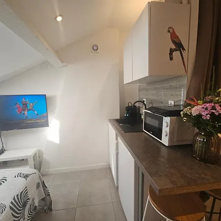 Studette Independante Gare Particulier Apartament *