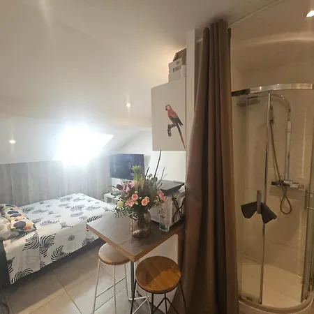 Studette Independante Gare Particulier